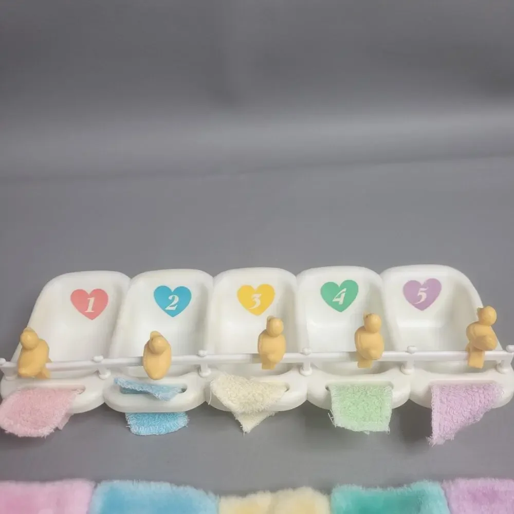 Quints Dolls by Tyco Bath Time Play Set (Dolls Not Included)